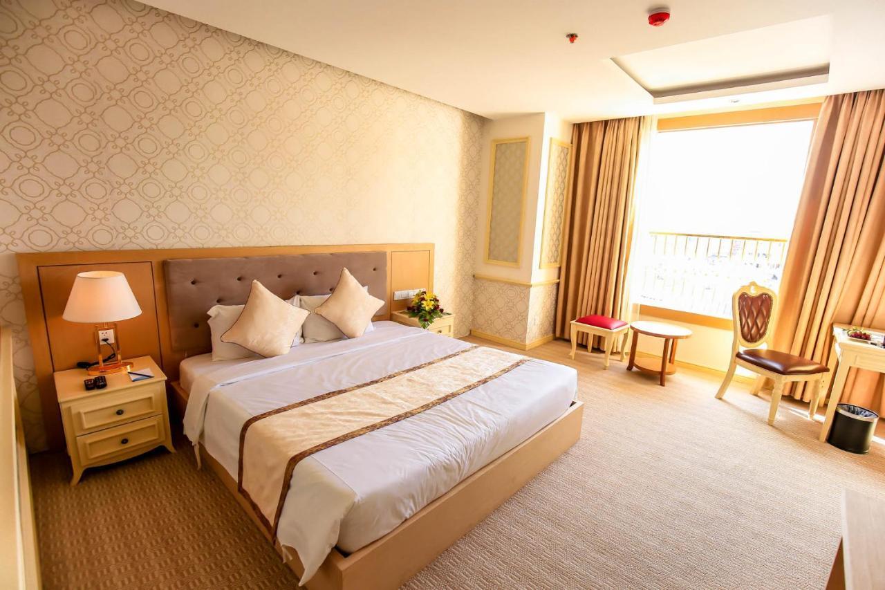 Bavico Plaza Hotel Dalat Luaran gambar