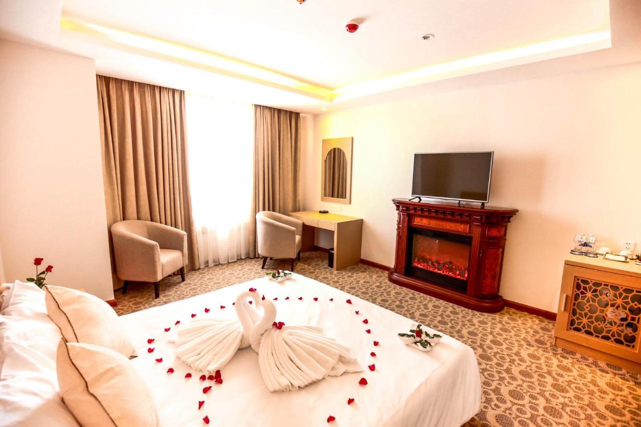 Bavico Plaza Hotel Dalat Luaran gambar