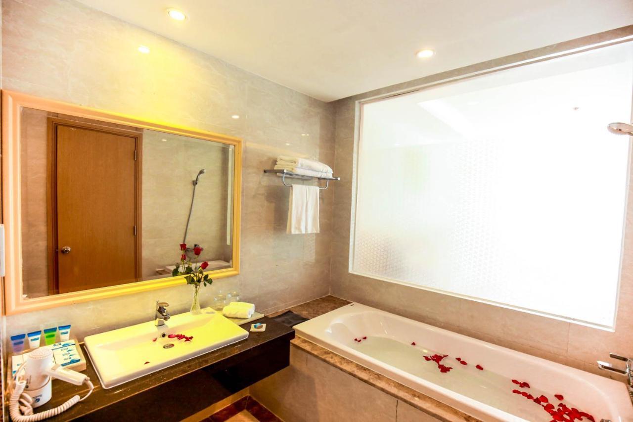 Bavico Plaza Hotel Dalat Luaran gambar