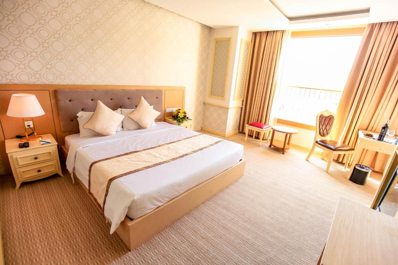 Bavico Plaza Hotel Dalat Luaran gambar