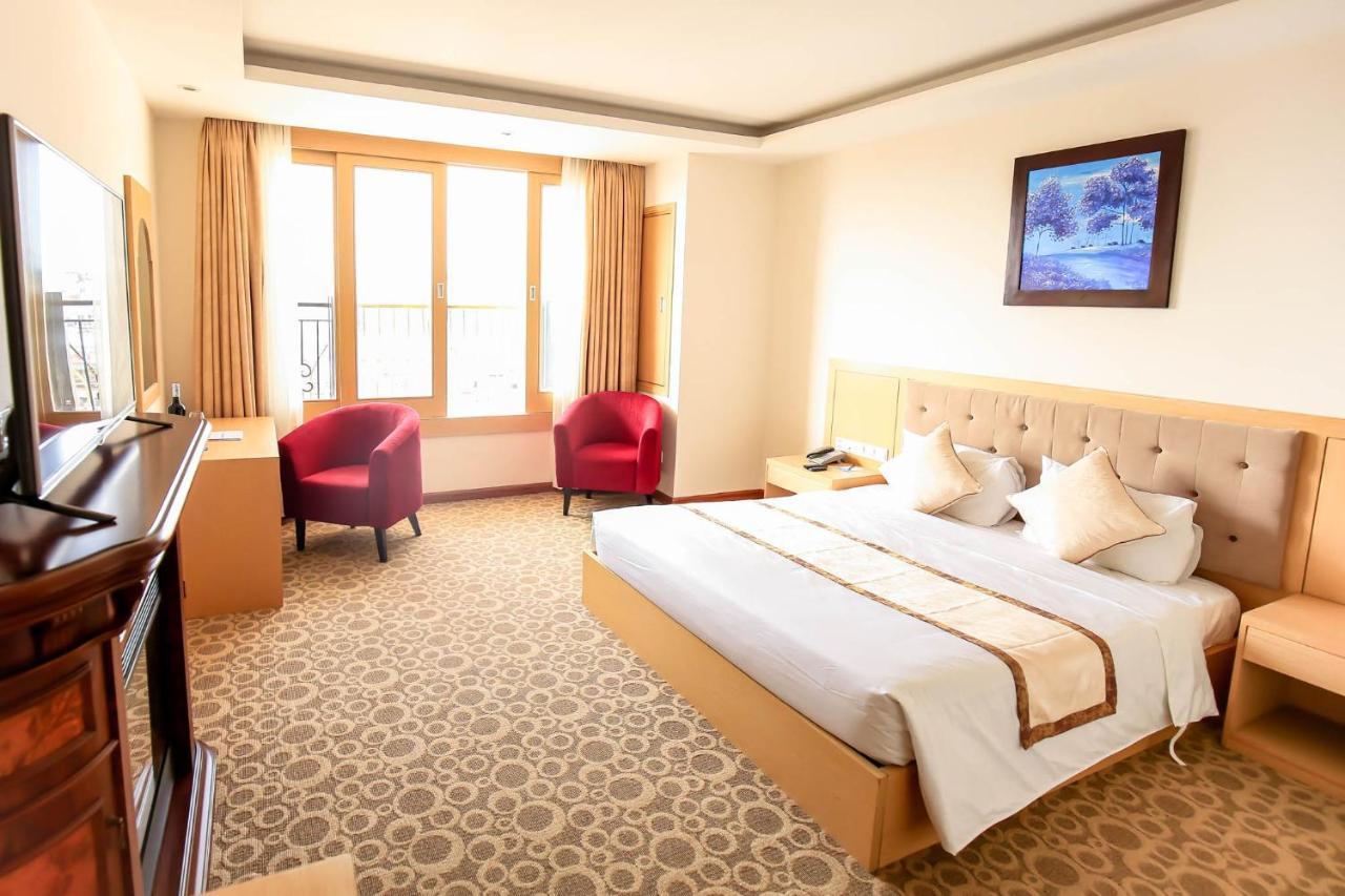 Bavico Plaza Hotel Dalat Luaran gambar