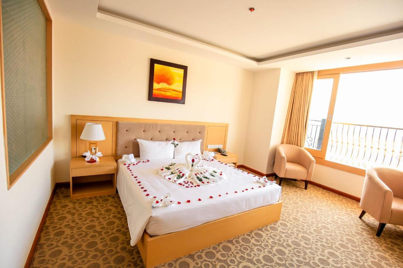 Bavico Plaza Hotel Dalat Luaran gambar